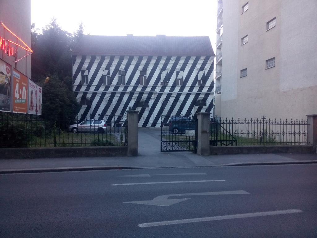Grazer Schwalbe Apartment Ruang foto